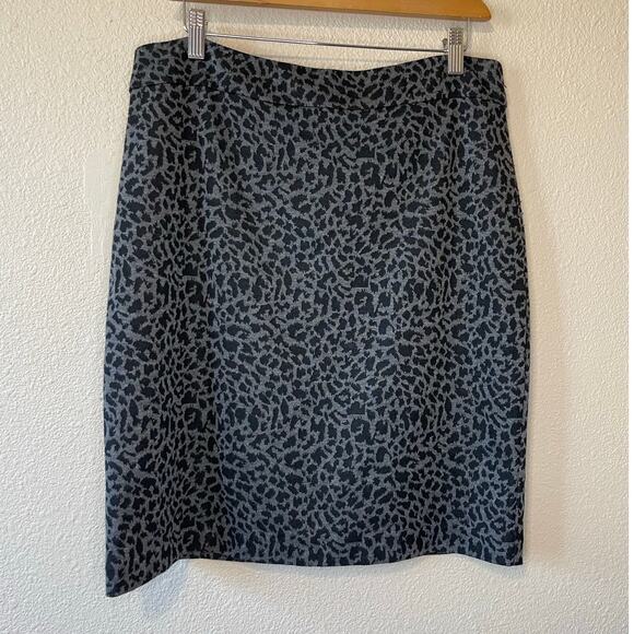 John Paul Richard Y2K Cheetah Print Black & Gray Mini Pencil Skirt Size Large - Picture 10 of 10